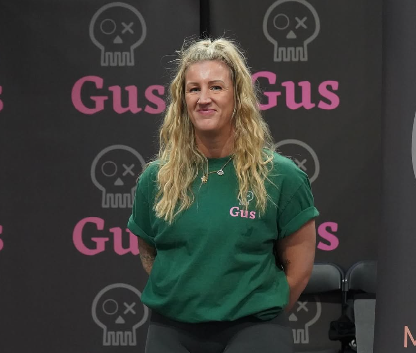 Gus T-Shirt - Dark Grey & Pink